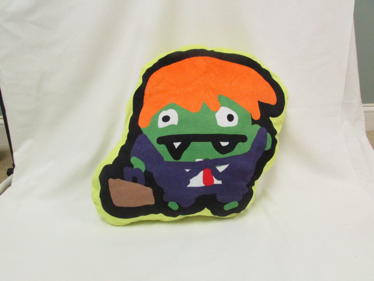 Blanka Business Pillow